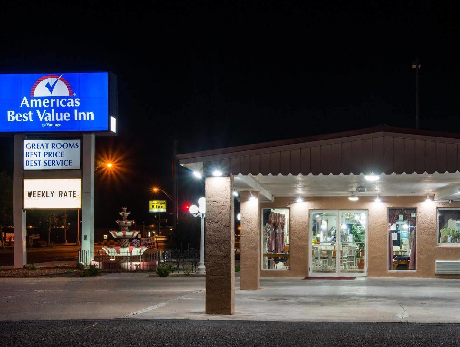 Baymont By Wyndham Socorro Motel Buitenkant foto